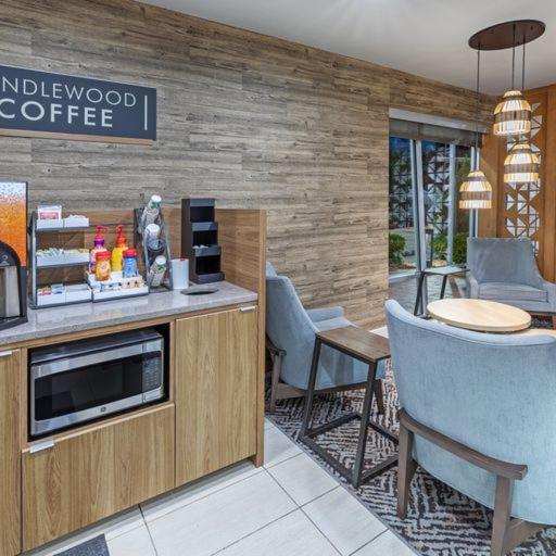 Candlewood Suites - Muskogee By Ihg Экстерьер фото
